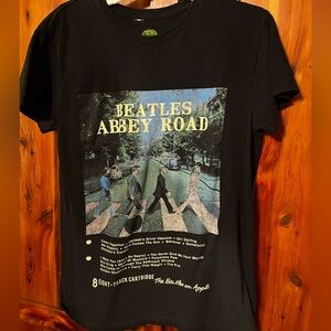 Like NEW Beatles t shirt